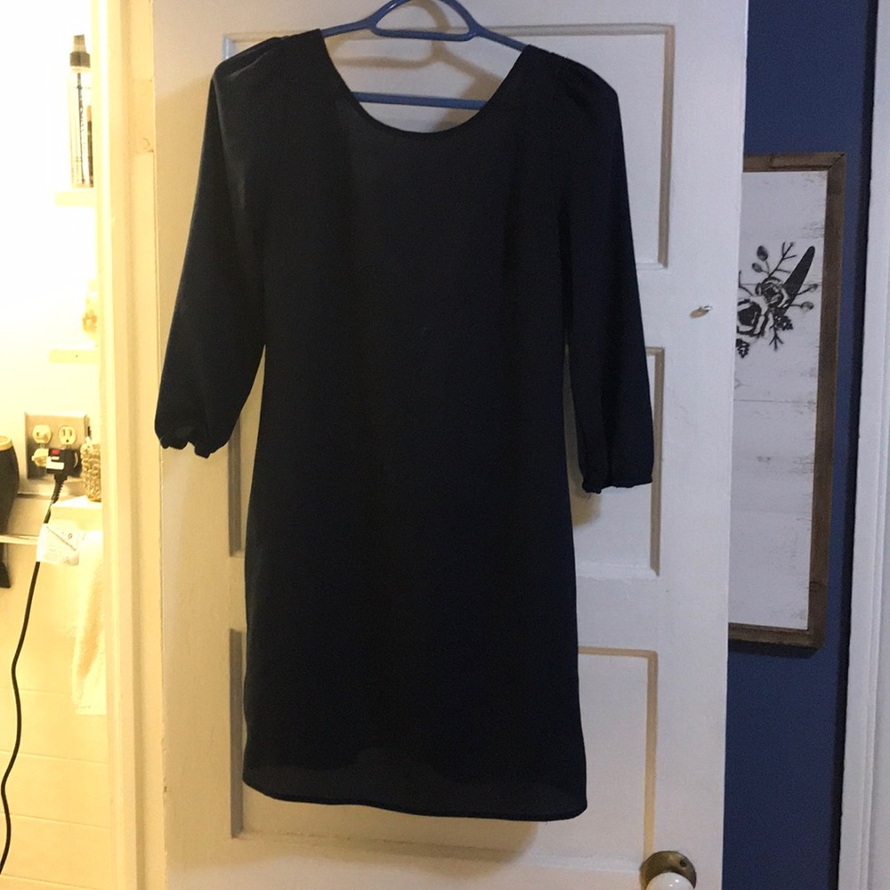 3/4 sleeve shift dress in navy